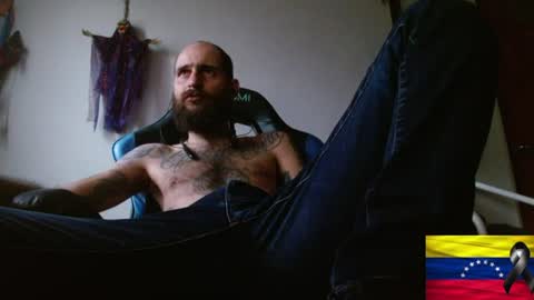 Snapshot of jammes_owen chatting on 13, 7, 2026 Jammes. online show from 13, 7, 2026