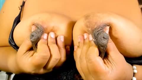 jan_milkhot online show from 5, 3, 2026