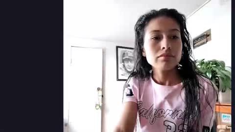 janariivera1 online show from 18, 9, 2025