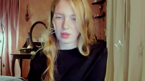 Snapshot of jane_and_star chatting on 8, 10, 2025 Star online show from 8, 10, 2025