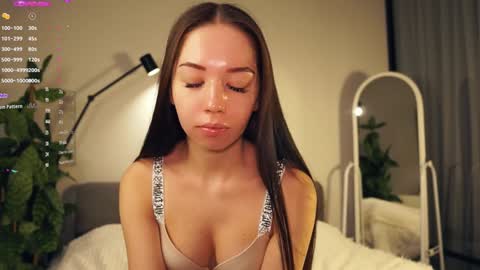 Jennifer  online show from 22, 1, 2025