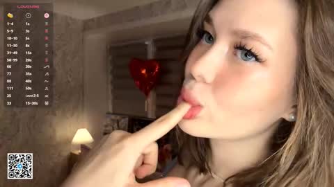 janetgriffith online show from 6, 3, 2026