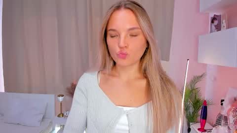 Snapshot of janewirtz chatting on 2, 10, 2025 Hi Im Alice and here youll find something online show from 2, 10, 2025