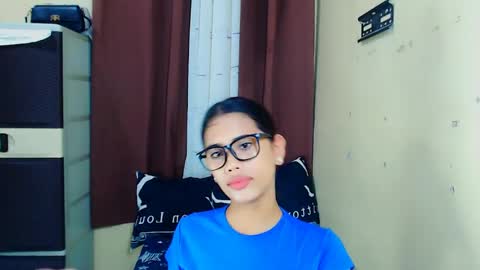janice_143 online show from 13, 5, 2026