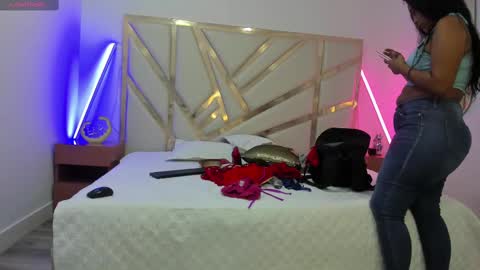 Snapshot of janna_foxx chatting on 26, 10, 2025 Janna online show from 26, 10, 2025