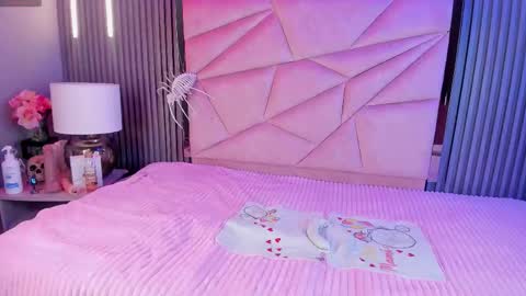 Janna Casey online show from 1, 11, 2025