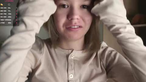 Im 18 years old Im fond of traveling I like to explore new cultures and Im open to communication. In my spare time I do sp online show from 22, 12, 2025