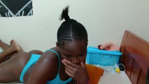 Snapshot of jannie_e chatting on 16, 4, 2026 Jannie online show from 16, 4, 2026
