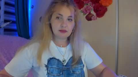 Snapshot of jansylines chatting on 28, 9, 2025 JansyLines online show from 28, 9, 2025