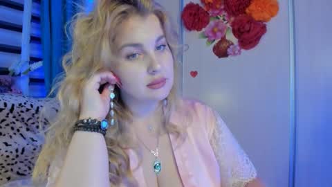 Snapshot of jansylines chatting on 5, 10, 2025 JansyLines online show from 5, 10, 2025