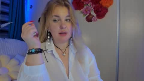 Snapshot of jansylines chatting on 12, 10, 2025 JansyLines online show from 12, 10, 2025