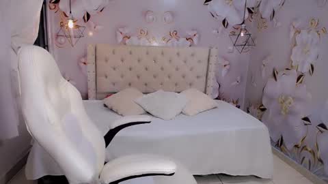 Snapshot of jasmin_brunette_ chatting on 3, 12, 2024 Jasmin online show from 3, 12, 2024