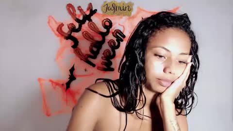 Snapshot of jasmin_brunette_ chatting on 10, 10, 2025 Jasmin online show from 10, 10, 2025