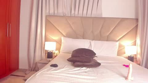jasmin_melons online show from 10, 5, 2026