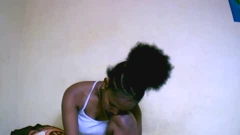 Snapshot of jasminah176750 chatting on 10, 10, 2025 jasminah176750 online show from 10, 10, 2025