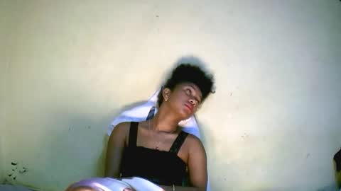 Snapshot of jasminah176750 chatting on 14, 10, 2025 jasminah176750 online show from 14, 10, 2025