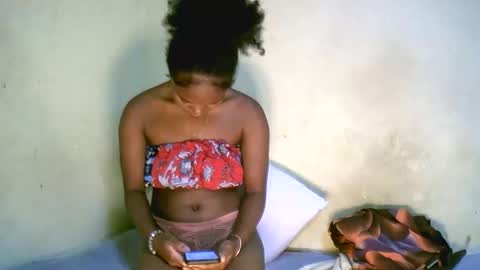 Snapshot of jasminah176750 chatting on 14, 10, 2025 jasminah176750 online show from 14, 10, 2025