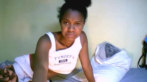 Snapshot of jasminah176750 chatting on 17, 10, 2025 jasminah176750 online show from 17, 10, 2025