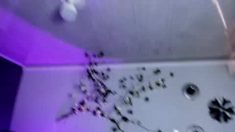 Snapshot of jasmincollin25 chatting on 26, 5, 2026 JASMIN online show from 26, 5, 2026