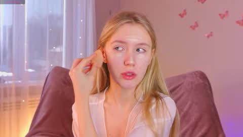 Chloe online show from 6, 2, 2026