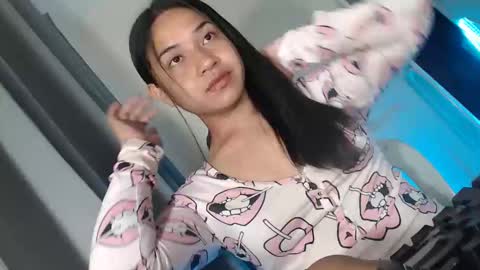 Snapshot of jasmine_arousal chatting on 6, 4, 2026 JASMINE online show from 6, 4, 2026