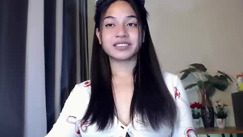 Snapshot of jasmine_arousal chatting on 18, 4, 2026 JASMINE online show from 18, 4, 2026