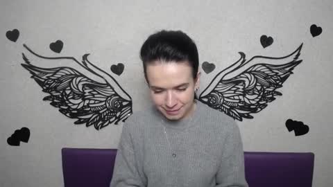 JasmineKouch online show from 25, 9, 2025