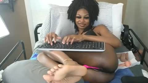 Snapshot of jasminelinley chatting on 19, 9, 2025 Jasmine Linley online show from 19, 9, 2025