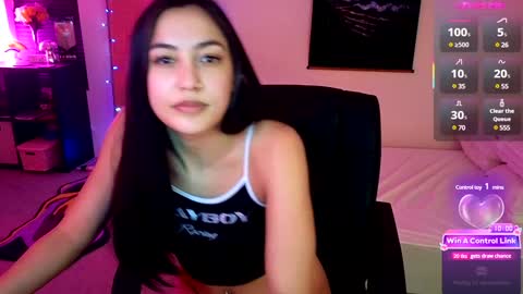 Jasmine Winters online show from 2, 2, 2025
