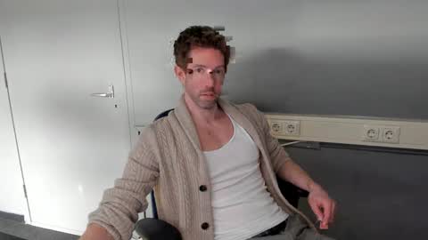 Snapshot of jasonberg29 chatting on 5, 3, 2025 Jason online show from 5, 3, 2025