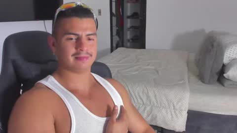 JBrooksXx online show from 30, 1, 2025