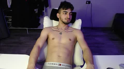Snapshot of jastin_black chatting on 8, 1, 2025 Jastin online show from 8, 1, 2025
