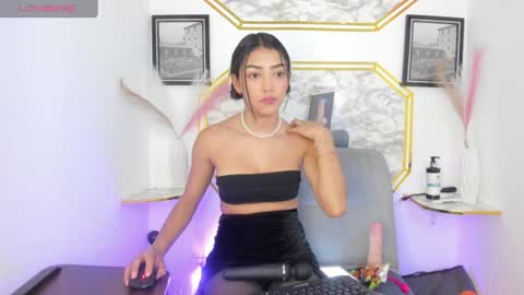 Jaulyn online show from 9, 6, 2026