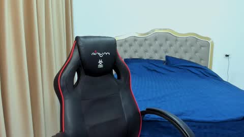 Snapshot of javicute4u chatting on 12, 3, 2025 Javi online show from 12, 3, 2025