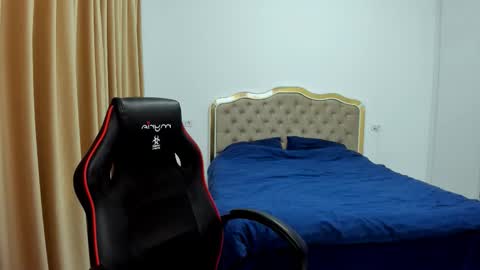 Snapshot of javicute4u chatting on 19, 10, 2025 Javi online show from 19, 10, 2025