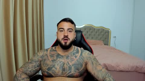 Snapshot of javicute4u chatting on 31, 10, 2025 Javi online show from 31, 10, 2025