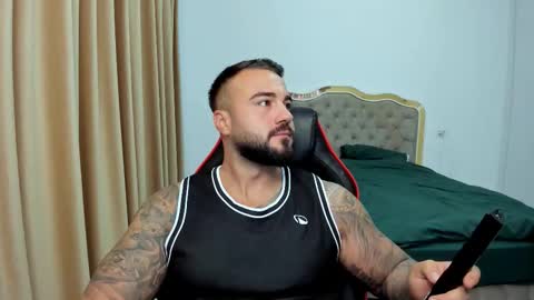 Snapshot of javicute4u chatting on 5, 12, 2025 Javi online show from 5, 12, 2025