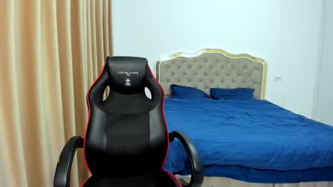 Snapshot of javicute4u chatting on 13, 12, 2025 Javi online show from 13, 12, 2025