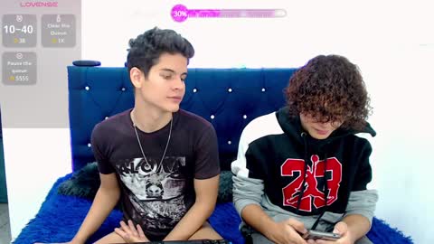 javieryalejandro online show from 5, 1, 2025