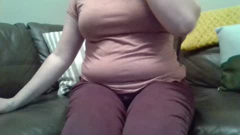 Snapshot of jayabooty chatting on 4, 2, 2025 JayaBooty online show from 4, 2, 2025