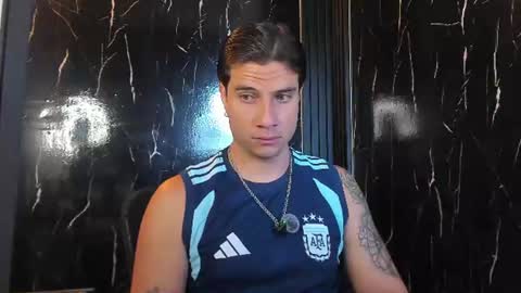 Snapshot of jayalvarrez_ chatting on 16, 6, 2026 Jay Alvarrez online show from 16, 6, 2026