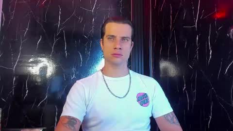 Snapshot of jayalvarrez_ chatting on 22, 7, 2026 Jay Alvarrez online show from 22, 7, 2026