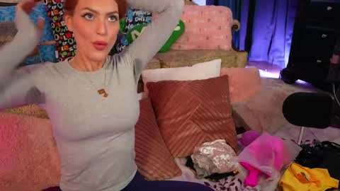 JennyBlighe online show from 3, 5, 2026