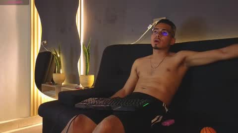 Jay online show from 8, 11, 2025