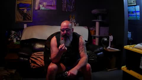 Grand Zaddy or Jay its casual online show from 27, 5, 2026