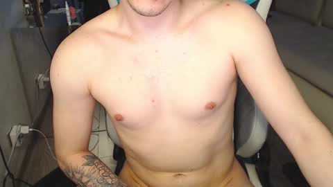 Snapshot of jayce_icestone chatting on 12, 3, 2025 Jayce online show from 12, 3, 2025