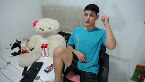 Snapshot of jayder_steven chatting on 4, 4, 2026 Jayder Steven online show from 4, 4, 2026