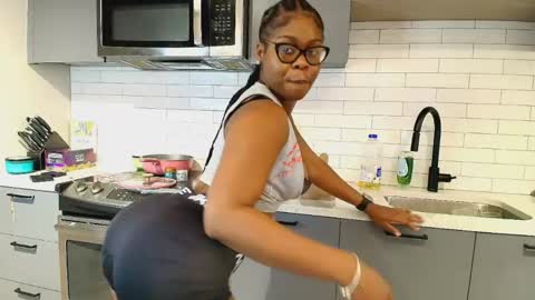 Naomiruty online show from 19, 5, 2026