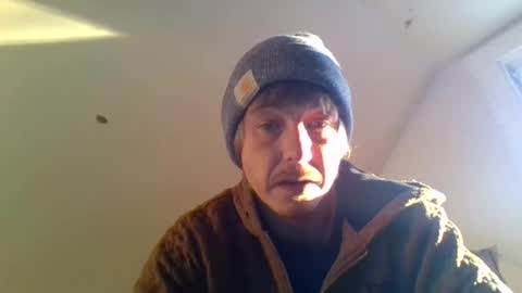 Snapshot of jayjay697 chatting on 2, 2, 2025 make me play online show from 2, 2, 2025