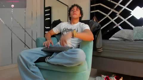 Snapshot of jaytaylorr chatting on 22, 6, 2026 Jay Taylor online show from 22, 6, 2026